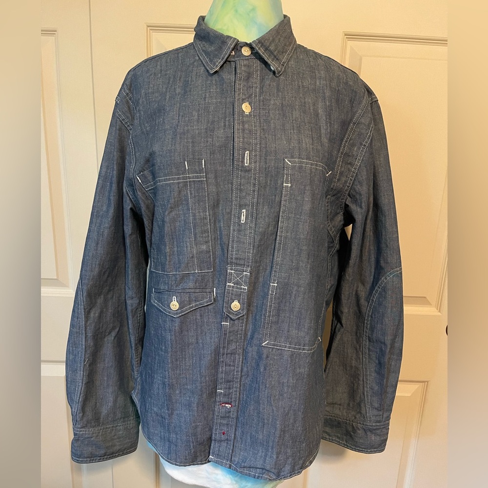 Apolis Activism Defend Tomorrow size XL